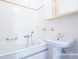 Pronájem bytu 4+1, Brno - Lesná, Loosova, 92 m2