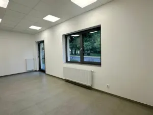 Pronájem obchodního prostoru, Františkovy Lázně, Nádražní, 27 m2