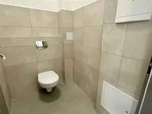 Pronájem obchodního prostoru, Františkovy Lázně, Nádražní, 27 m2