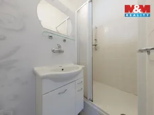 Prodej bytu 4+1, Karlovy Vary, Wolkerova, 146 m2