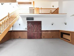 Pronájem bytu 3+1, Praha - Nové Město, Spálená, 127 m2