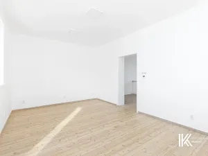 Pronájem kanceláře, Pardubice, Chrudimská, 149 m2