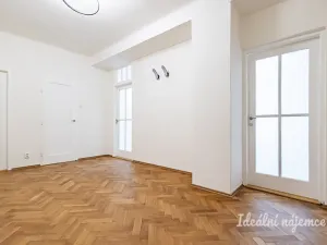 Pronájem bytu 2+1, Praha - Holešovice, Strojnická, 95 m2