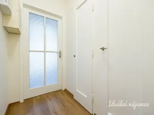 Pronájem bytu 2+1, Praha - Holešovice, Strojnická, 95 m2