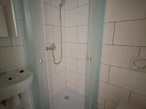 Pronájem bytu 1+kk, Praha - Žižkov, Krásova, 14 m2