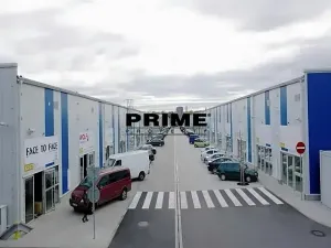 Pronájem kanceláře, Praha - Malešice, Tiskařská, 206 m2