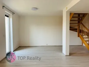 Pronájem rodinného domu, Praha - Uhříněves, Vlárská, 100 m2