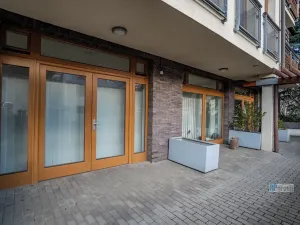 Pronájem obchodního prostoru, Praha - Hlubočepy, Hlubočepská, 104 m2