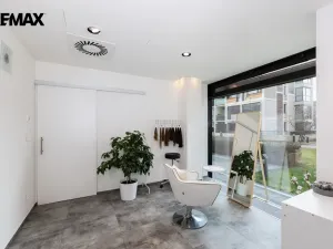 Pronájem obchodního prostoru, Praha - Libeň, Voctářova, 177 m2