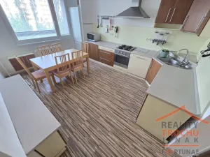 Prodej bytu 2+1, Hradec Králové - Nový Hradec Králové, třída Edvarda Beneše, 81 m2