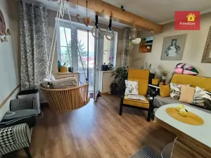 Prodej bytu 2+1, Teplice, Novákova, 78 m2