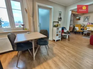 Prodej bytu 2+1, Teplice, Novákova, 78 m2