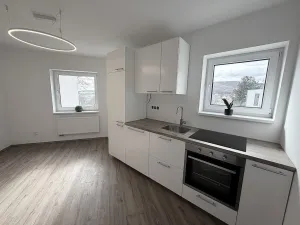 Pronájem bytu 2+kk, Brno - Ivanovice, Černohorská, 33 m2