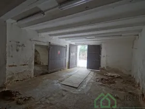 Prodej garáže, Javorník, 17. listopadu, 73 m2