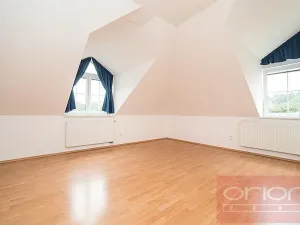Pronájem rodinného domu, Praha - Stodůlky, Ke Koh-i-nooru, 300 m2