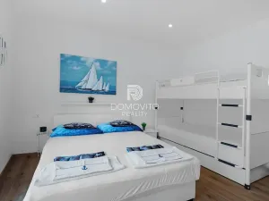 Prodej rodinného domu, Novalja, Chorvatsko, Velebitska ulica, 168 m2