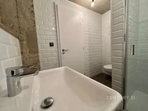 Prodej bytu 2+kk, Praha - Vysočany, Kolbenova, 72 m2