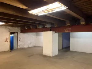 Pronájem výrobních prostor, Buštěhrad, 925 m2