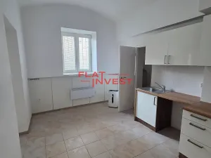 Pronájem bytu 2+kk, Praha - Žižkov, Milíčova, 37 m2