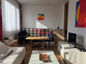 Pronájem bytu 1+1, Praha - Kobylisy, Akátová, 33 m2