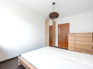 Pronájem bytu 3+1, Praha - Hlubočepy, Gabinova, 71 m2