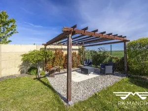 Prodej bytu 3+kk, Veliká Ves, Slunečná, 71 m2