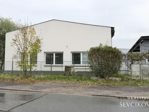 Pronájem komerční nemovitosti, Hradec Králové, Zemědělská, 695 m2