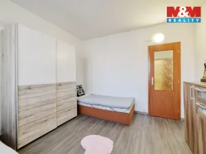 Prodej bytu 2+1, Bukovany, 51 m2
