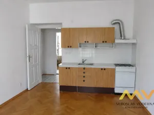 Pronájem bytu 2+kk, Hradec Králové, Nerudova, 55 m2
