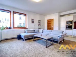 Pronájem bytu 4+kk, Hradec Králové - Nový Hradec Králové, Národních mučedníků, 95 m2