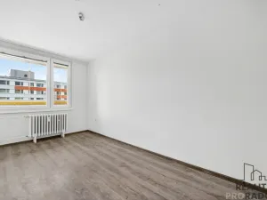 Pronájem bytu 3+1, Pardubice - Polabiny, Partyzánů, 72 m2