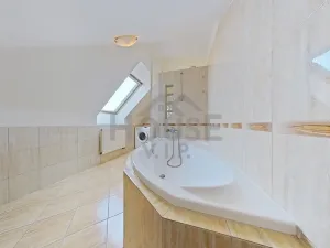 Prodej bytu 2+1, Praha - Dejvice, 57 m2