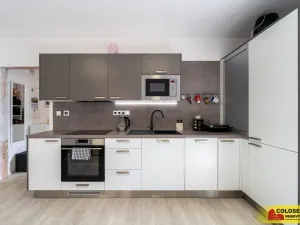 Prodej bytu 2+kk, Hrádek, 53 m2