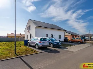 Prodej bytu 2+kk, Hrádek, 43 m2