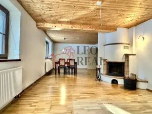 Prodej rodinného domu, Lopeník, 250 m2