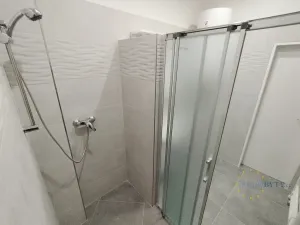 Pronájem bytu 2+kk, Praha - Holešovice, Přístavní, 46 m2