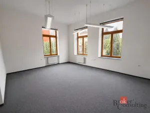 Pronájem kanceláře, Opava - Předměstí, Janská, 280 m2
