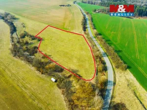 Prodej pole, Kladruby, 18948 m2