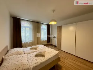 Pronájem bytu 2+1, Mariánské Lázně, Hlavní třída, 73 m2