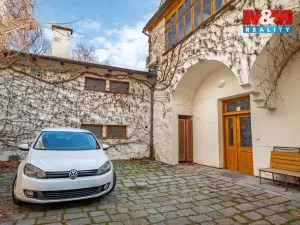 Prodej obchodního prostoru, České Budějovice - České Budějovice 1, Hradební, 615 m2