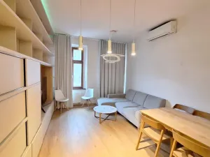 Prodej rodinného domu, Teplice, Laubeho náměstí, 425 m2