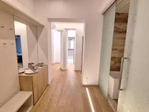 Prodej rodinného domu, Teplice, Laubeho náměstí, 425 m2