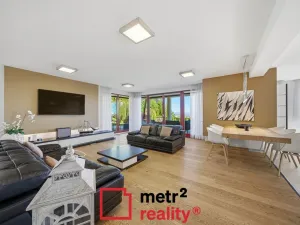 Prodej rodinného domu, Slatinky, 258 m2