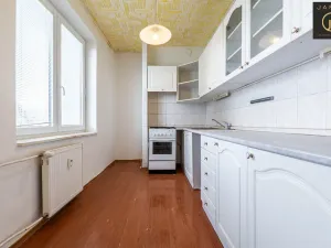 Prodej bytu 2+1, Pardubice, Družstevní, 52 m2