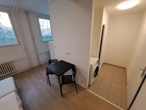 Pronájem bytu 1+kk, Praha, U vinných sklepů, 25 m2