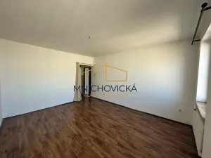 Prodej bytu 3+1, Praha - Vinohrady, Francouzská, 64 m2