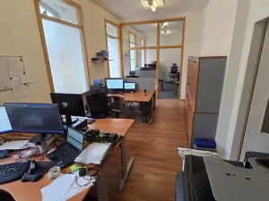 Pronájem kanceláře, Brno, Valchařská, 80 m2