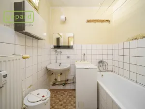 Prodej bytu 2+1, Sokolov, Pionýrů, 56 m2