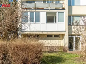 Prodej bytu 3+1, Jesenice, V Lázních, 72 m2