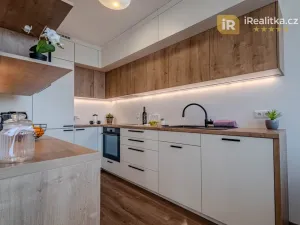 Prodej bytu 3+1, Praha - Kobylisy, Chotovická, 69 m2